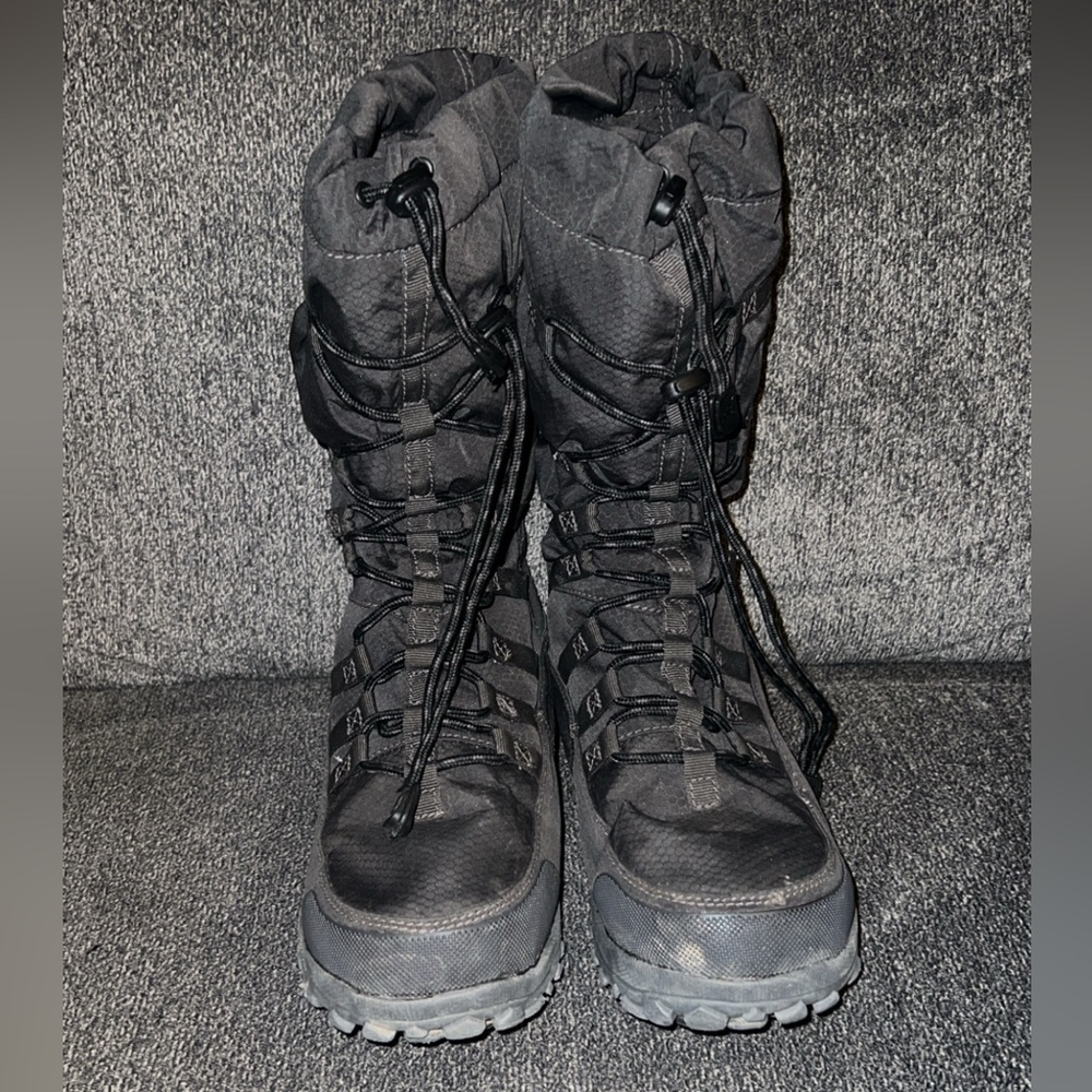 Women’s Baffin Escalate X Insulated Winter Boots Size 9